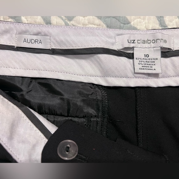 Liz Claiborne Classic Audra Trousers, Black, Size 10, Like-New - Picture 6 of 14
